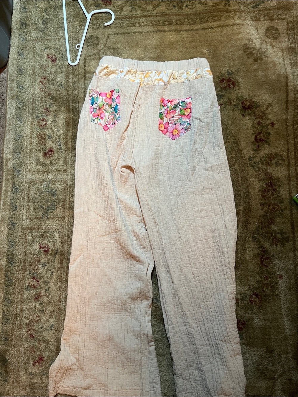 POL - size M Light Cream Patchwork Lounge Pants with Floral Accents - Picture 6 of 7